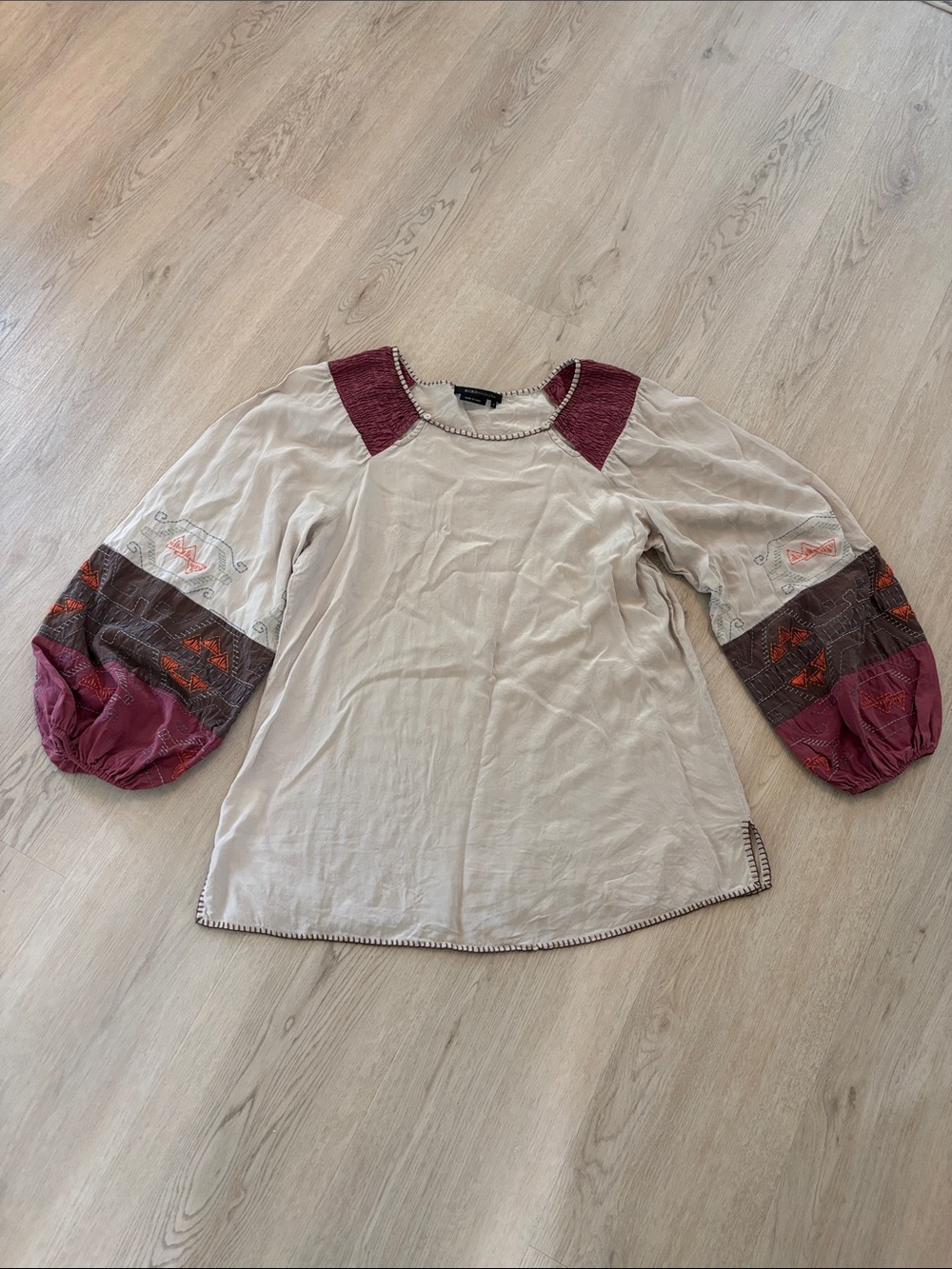 BCBGMaxAzaria 100% Silk Pullover Blouse boho balloon sleeve  S